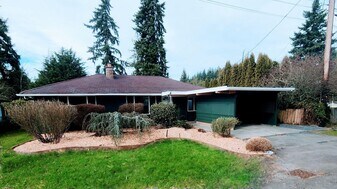 22418 77th Ave W, Unit Entire Home in Edmonds, WA - Building Photo