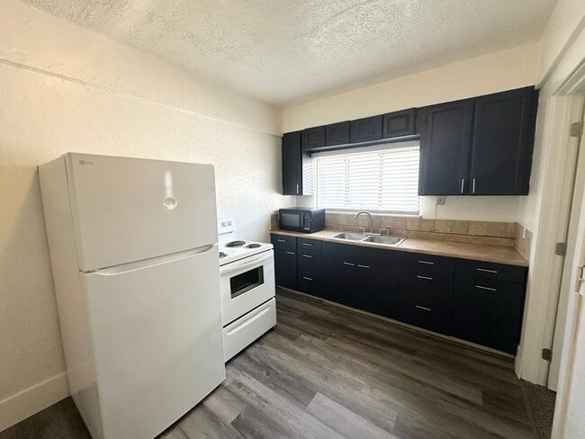 property at 3062 Adams Ave