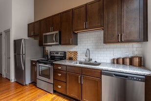 The Barrett in Columbus, OH - Building Photo