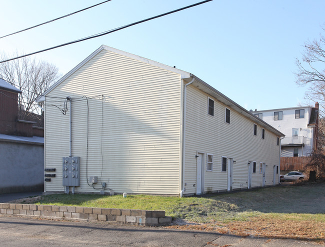 21 N Leonard St in Waterbury, CT - Building Photo - Building Photo