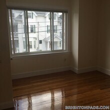 32 Newcastle Rd in Boston, MA - Building Photo - Building Photo