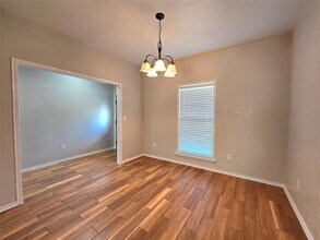 6 Sunflower Cir in New Braunfels, TX - Building Photo - Building Photo