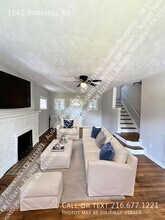 1542 Parkhill Rd in Cleveland Heights, OH - Building Photo - Building Photo