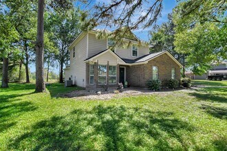 25401 Hunting Trail in Magnolia, TX - Building Photo - Building Photo