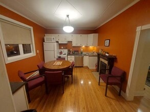 17 Walshs Sq in St John's, NL - Building Photo - Building Photo