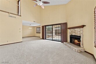 3963 Tudur Ln in Las Vegas, NV - Building Photo - Building Photo