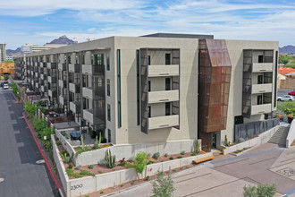 Contour on Campbell in Phoenix, AZ - Building Photo - Building Photo