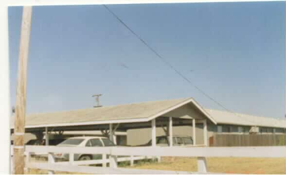 10512 Lower Sac Rd in Stockton, CA - Building Photo