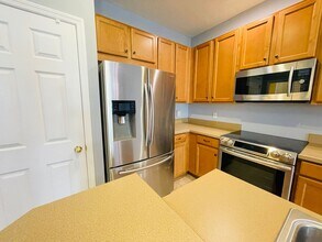 5110 Fiorella Ln in Sanford, FL - Building Photo - Building Photo