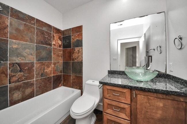 property at 2911 Chartres St