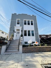 9 Hanford St, Unit 2 in Newark, NJ - Building Photo - Building Photo