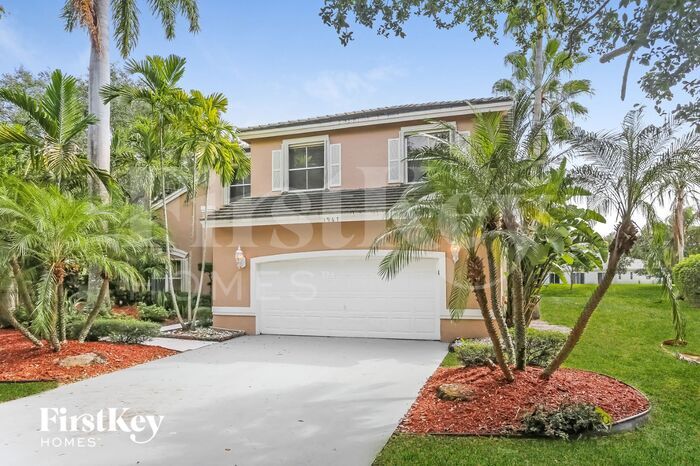 1967 Lake Way in Miramar, FL - Building Photo