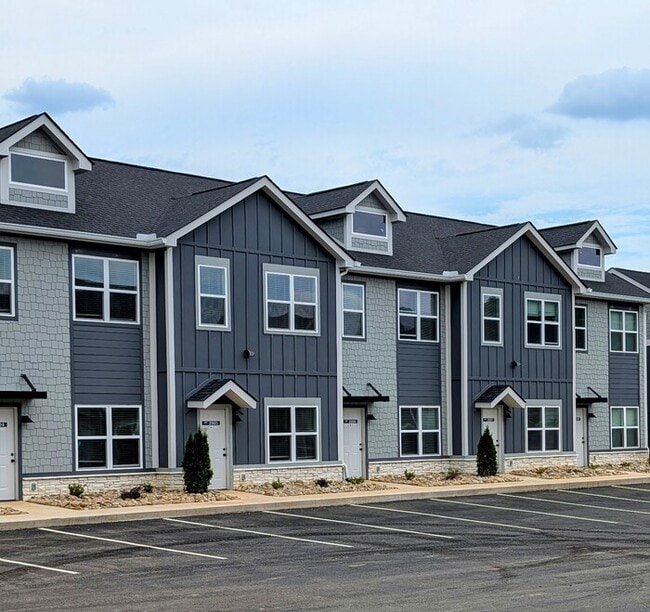 365 W Dumplin Valley Rd in Sevierville, TN - Building Photo - Building Photo