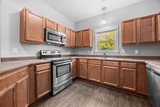 222 Caldwell Loop in Jacksonville, NC - Building Photo - Building Photo