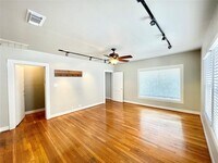 2211 Hazard St photo'