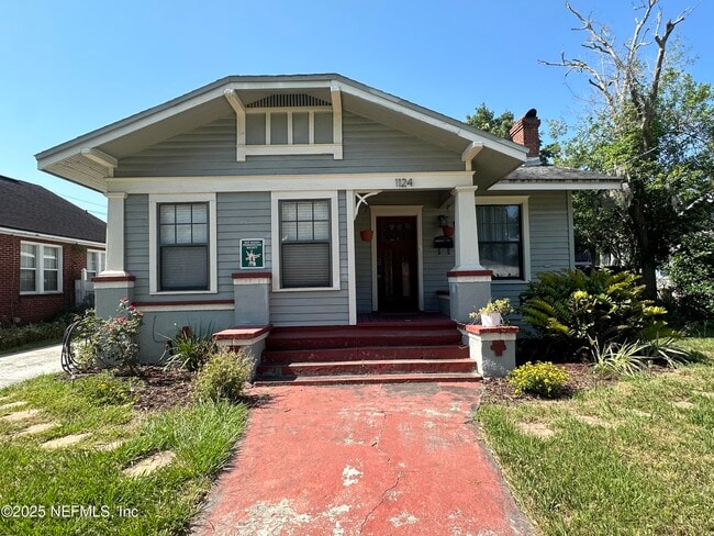 property at 1124 Lasalle St