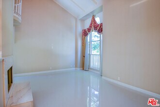 3119 Hutton Dr in Beverly Hills, CA - Building Photo - Building Photo