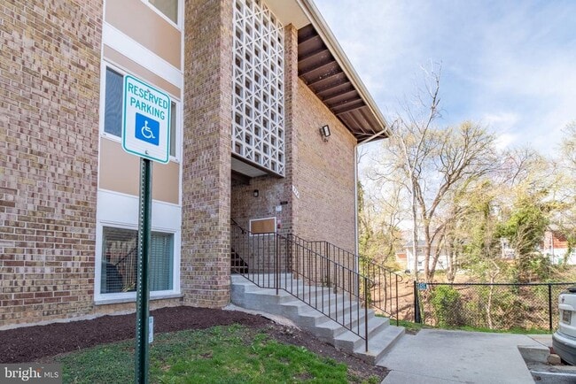 property at 538 Wilson Bridge Dr