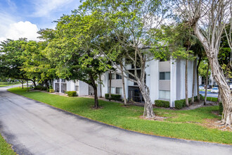 Belasera at Pine Island in Plantation, FL - Building Photo - Primary Photo