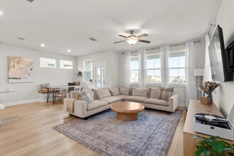 7210 Travertine Spring Dr in Austin, TX - Building Photo - Building Photo