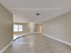 11736 SW 59th St in Cooper City, FL - Foto de edificio - Building Photo