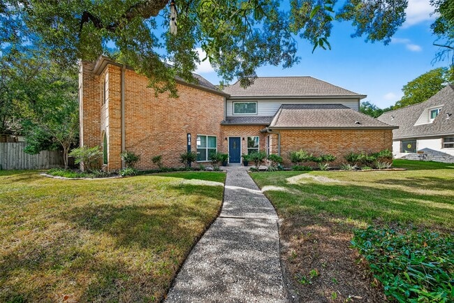 818 Silvergate Dr in Houston, TX - Building Photo - Building Photo