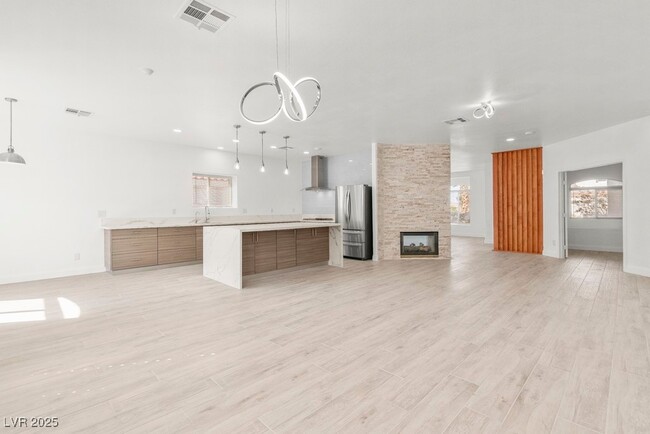 property at 2588 Mizzoni Cir