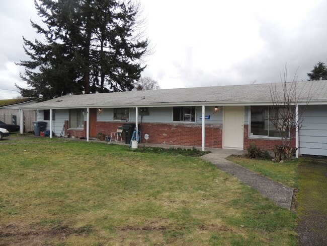 property at 1642-1644 120th St S