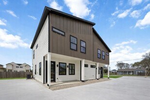 4804 Carmen St in Houston, TX - Building Photo