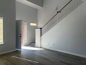 9220 Lanneau Ct in Bakersfield, CA - Building Photo - Building Photo