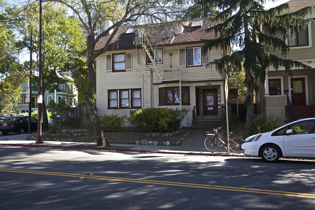 1729 M.L. King, Jr. Way in Berkeley, CA - Building Photo