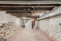 2502 W Baltimore St photo'