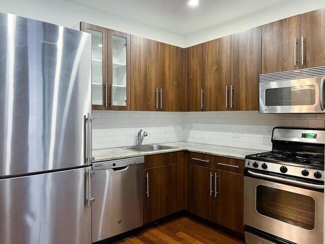 1 Wall St in New York, NY - Building Photo - Building Photo