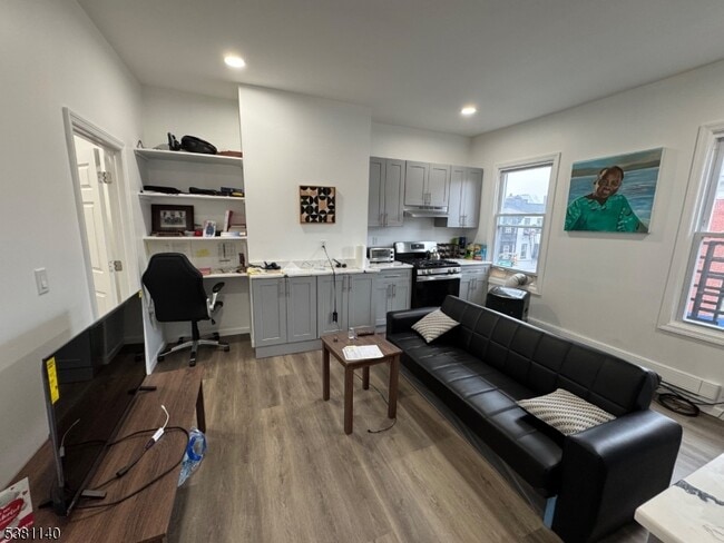 76 Market St in Paterson, NJ - Building Photo - Building Photo