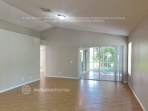 1532 Salerno Cir in Weston, FL - Foto de edificio - Building Photo