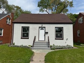413 Calhoun St in Gary, IN - Building Photo