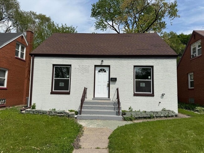 property at 413 Calhoun St