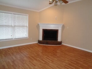 5181 Marlboro Ct in Memphis, TN - Foto de edificio - Building Photo