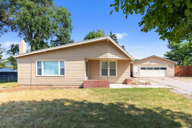 134 Anamosa St in Rapid City, SD - Building Photo - Building Photo