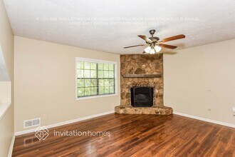 129 Little Brook Dr in Woodstock, GA - Building Photo - Building Photo