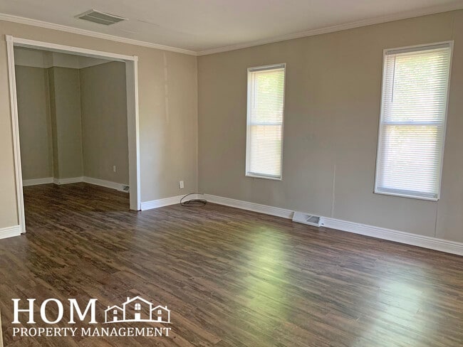 322 E Humphrey St in Lake Crystal, MN - Foto de edificio - Building Photo