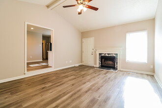 303 Southampton Dr in Knightdale, NC - Building Photo - Building Photo