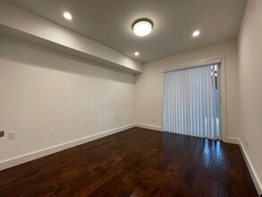 938 Ingerson Ave in San Francisco, CA - Building Photo - Building Photo