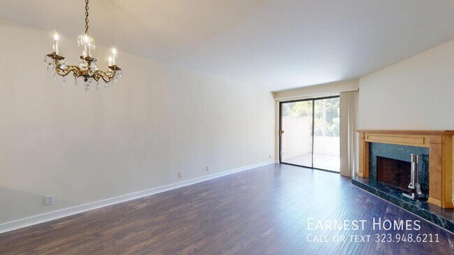 3480 Barham Blvd in Los Angeles, CA - Building Photo - Building Photo