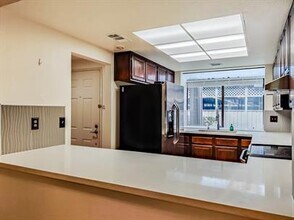 6216 Buena Vista Dr in Newark, CA - Building Photo - Building Photo