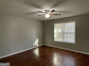688 Bellemeade Dr SW in Marietta, GA - Building Photo - Building Photo