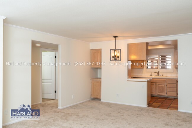 7560 Eads Ave in San Diego, CA - Building Photo - Building Photo