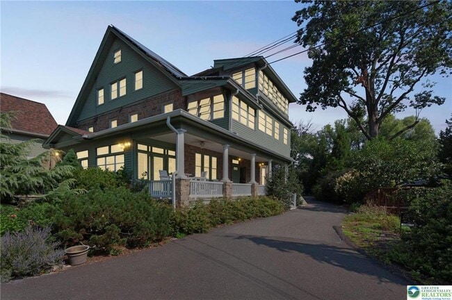 property at 313 Edgewood Dr