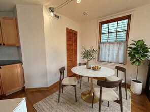 40 Baxter St in Boston, MA - Foto de edificio - Building Photo