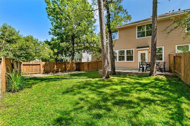 property at 10 Scenic Brook Ct